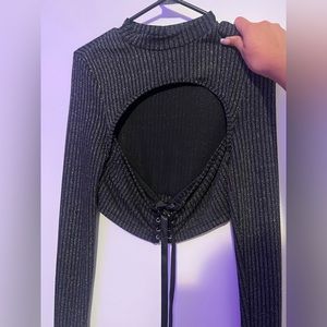 Long sleeve crop top